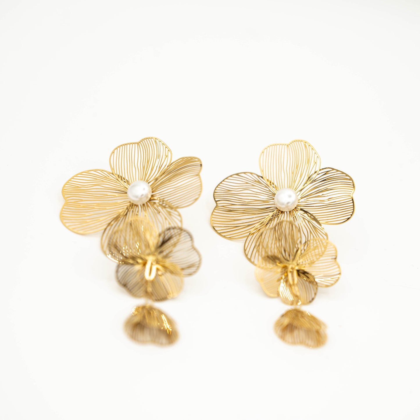 Statement flower oorbellen