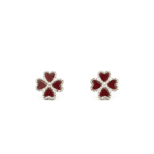 Lucky studs bruin