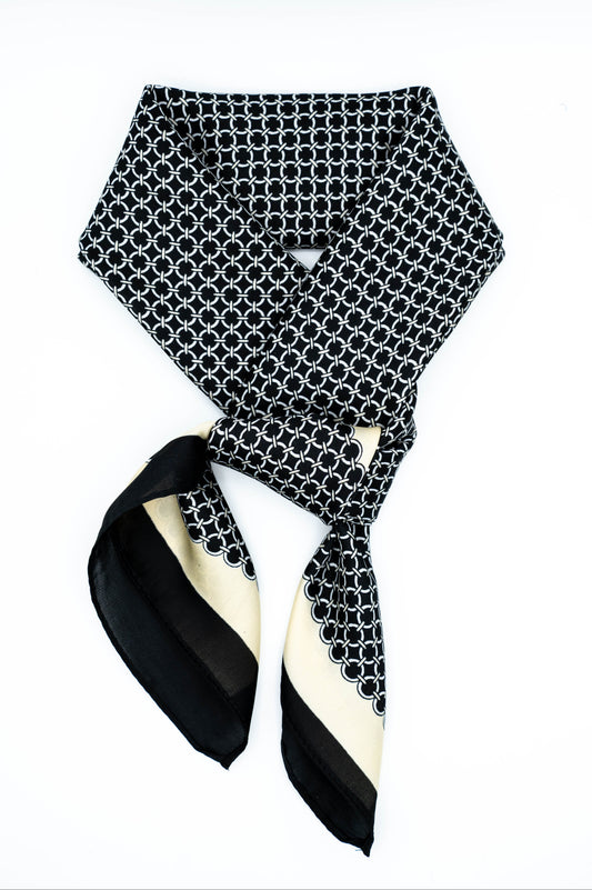 Dark chique satijn sjaaltje