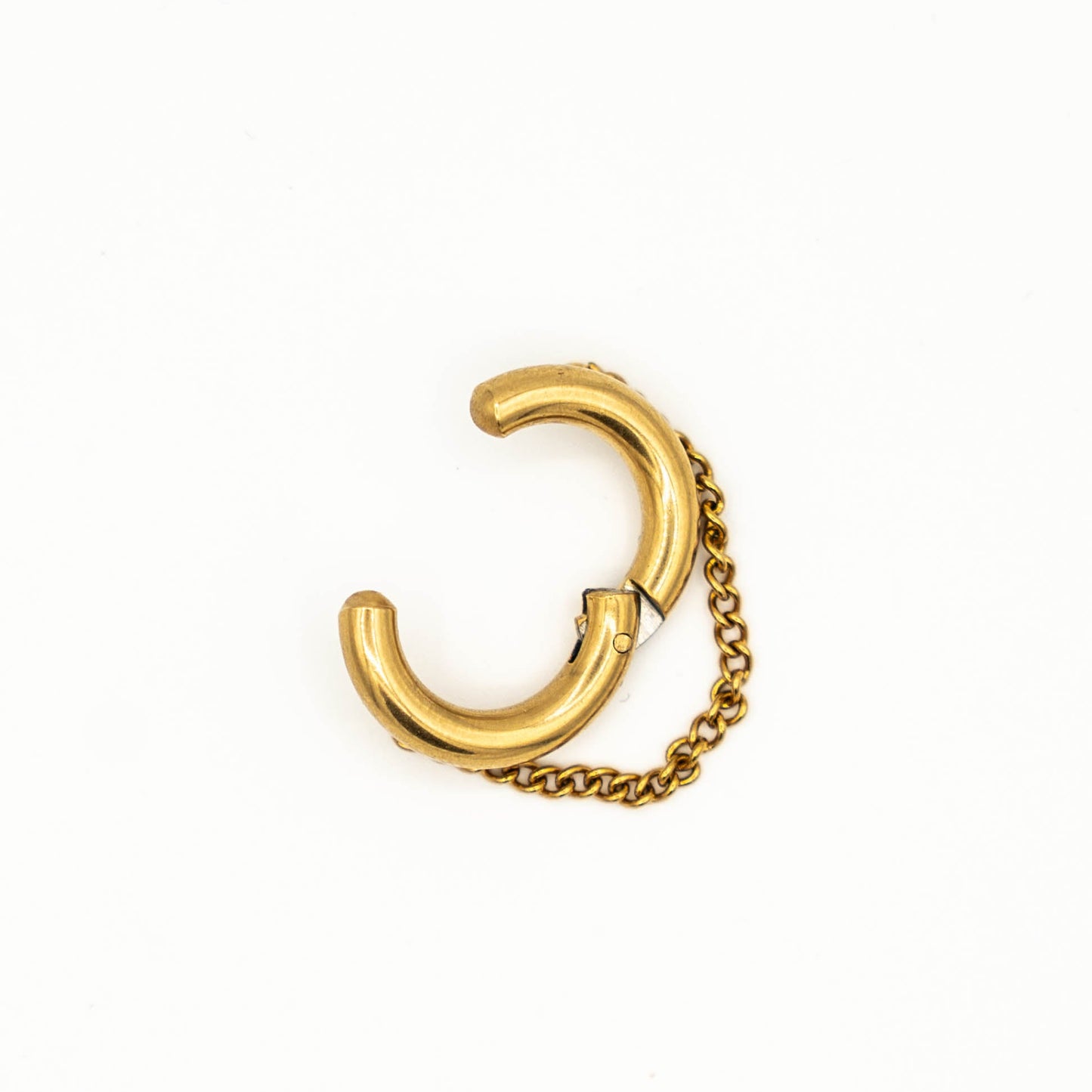 Chain earcuff