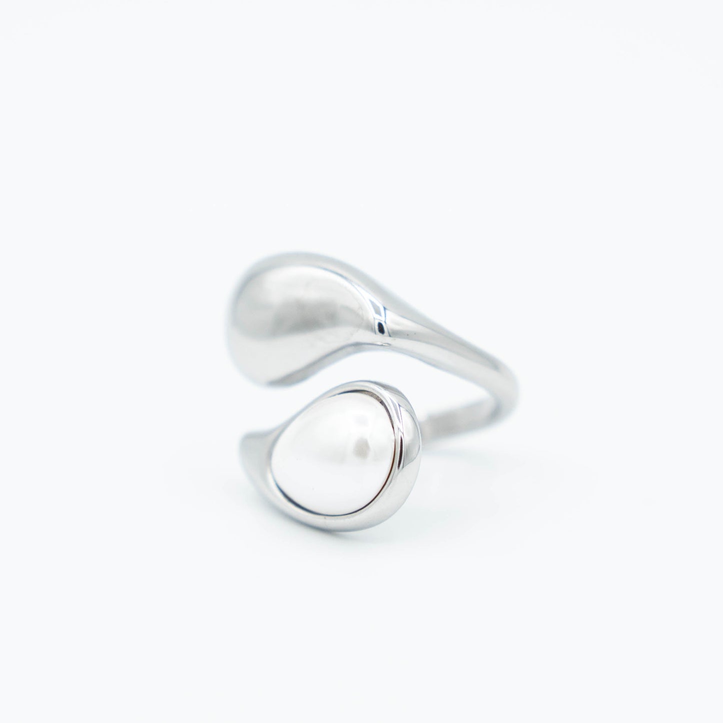 Pearl loop ring